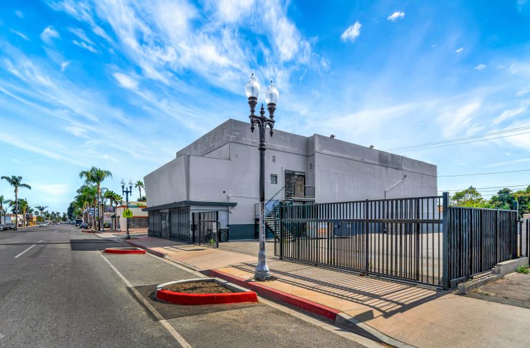 Home Van Nuys Offices for rent at best locations